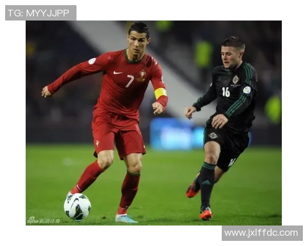 足球明星们纷纷迎来新生儿，早当爸爸妈妈的幸福生活揭秘